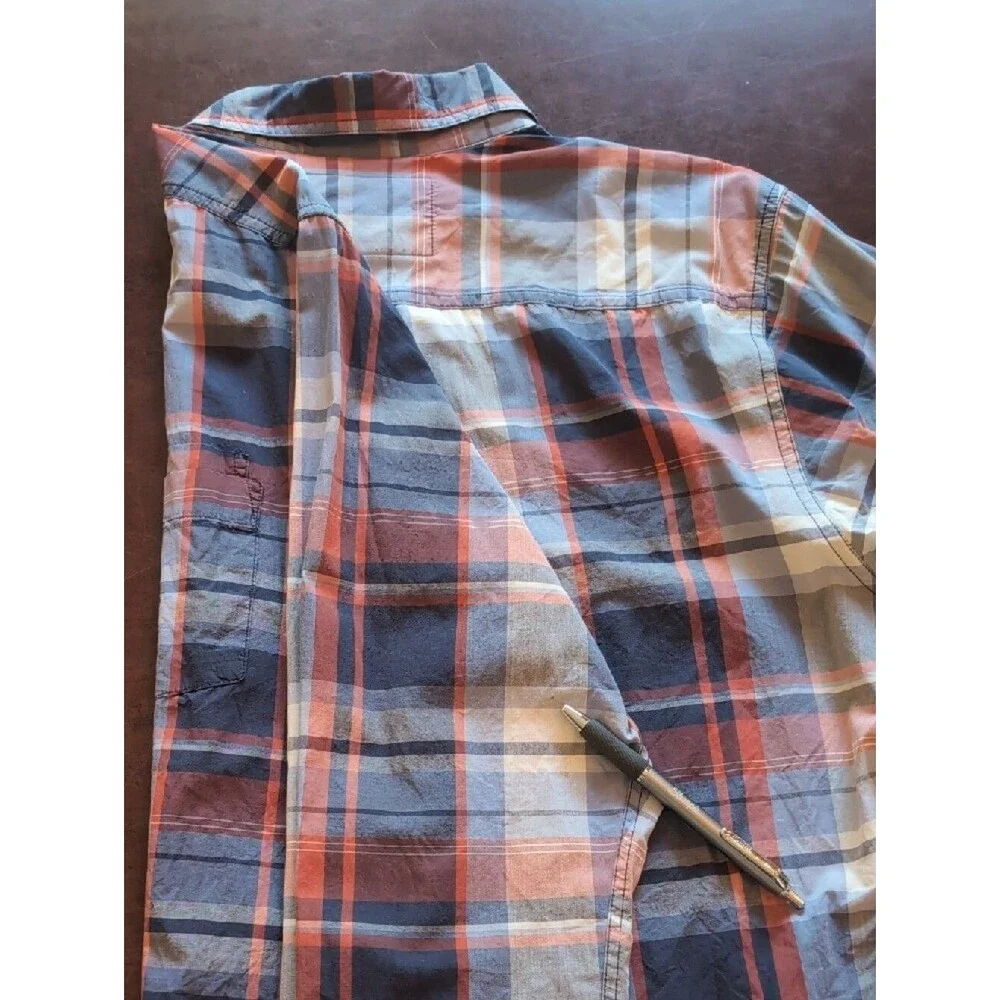 The NorthFace | Plaid Long-Sleeve Button Down Shirt | Blue, Red, Grey, White | L